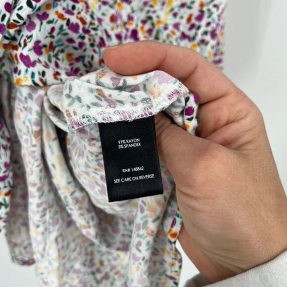 Torrid Fit And Flare Floral Tie Back Stretch Challis Button-Front‎ Tank Size 4X - Picture 7 of 11